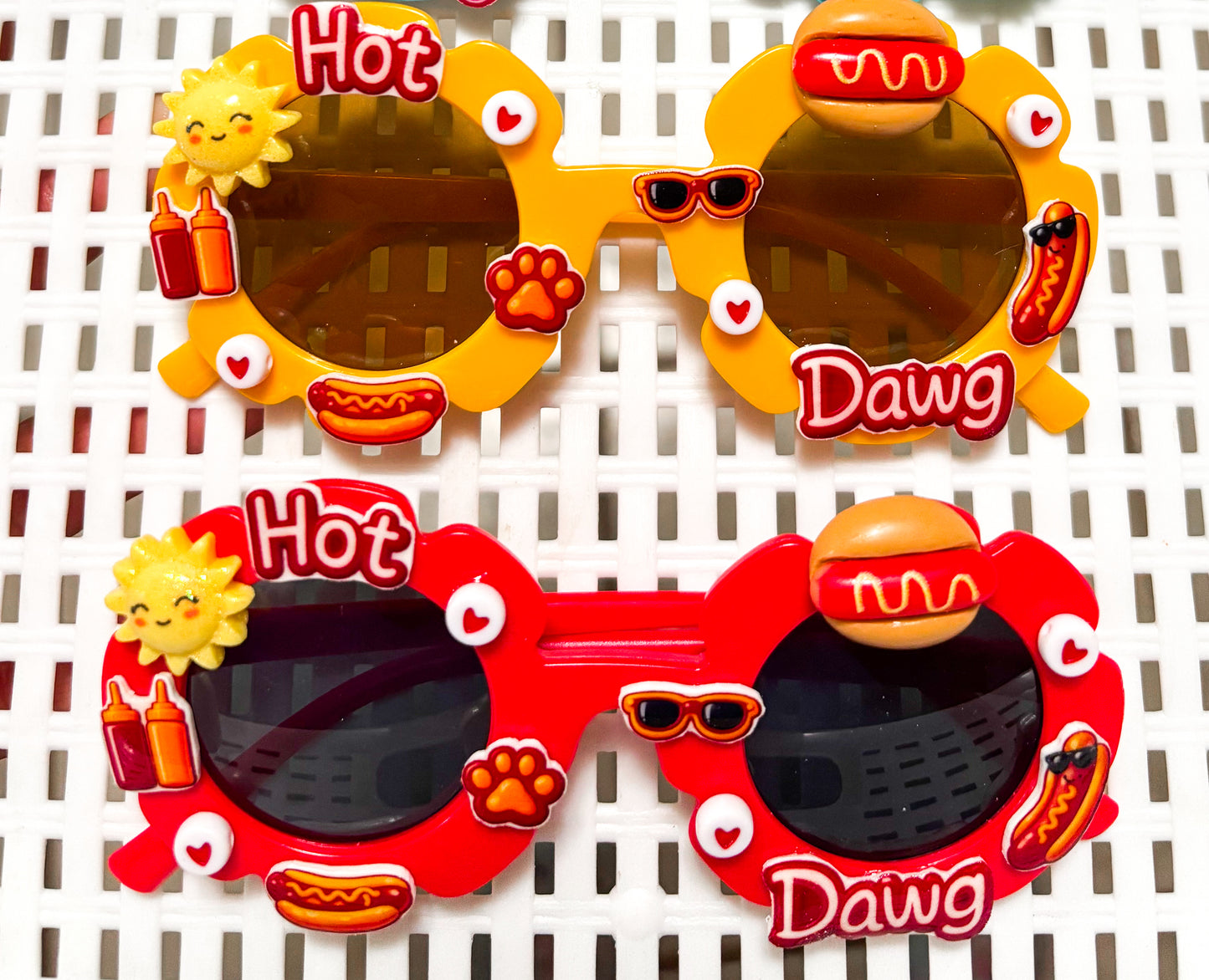 Hot Dawg Sunnies 4.9”