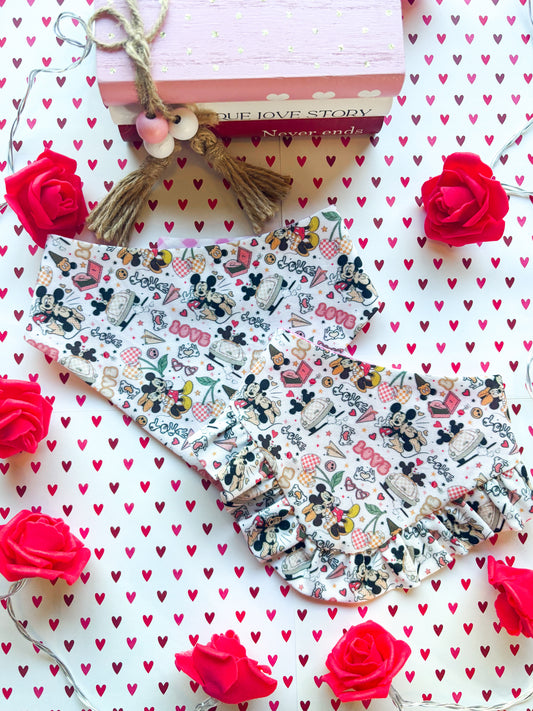 Mouse cuddles | Bows | Bandanas | Butterfly Bow | Hat | Collars & More